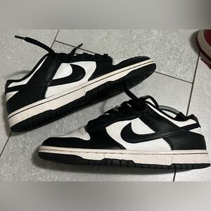 Panda dunk low size 8.5 women’s (7y)